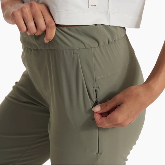 Vuori Miles Ankle Pants in Pistachio - Size S - EUC - Picture 12 of 12